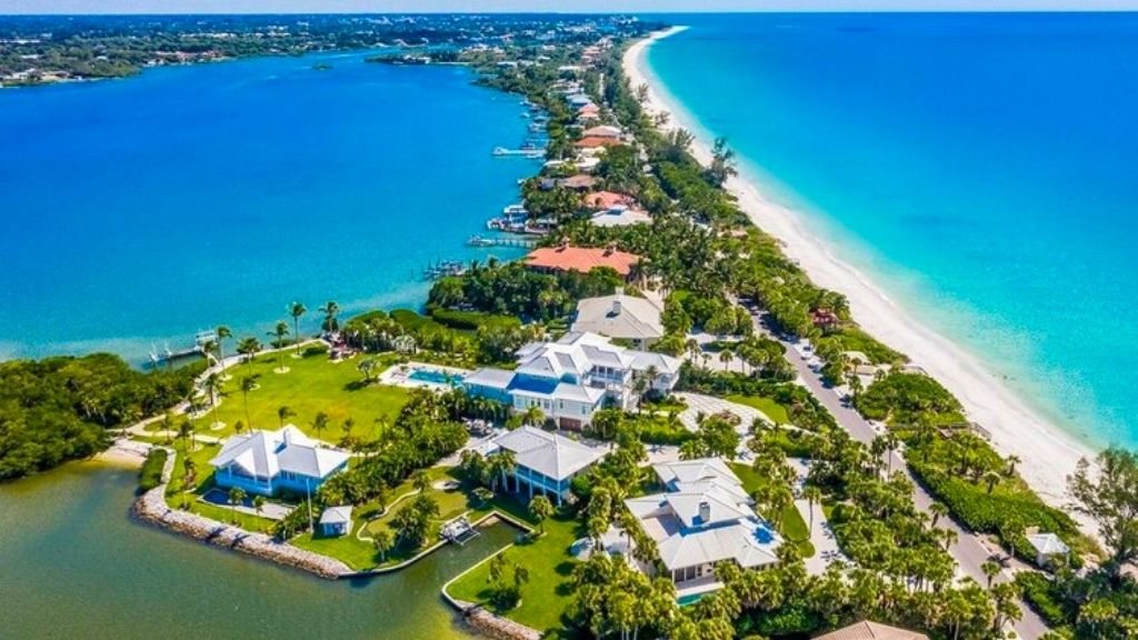 Homes in Casey Key Sarasota FL